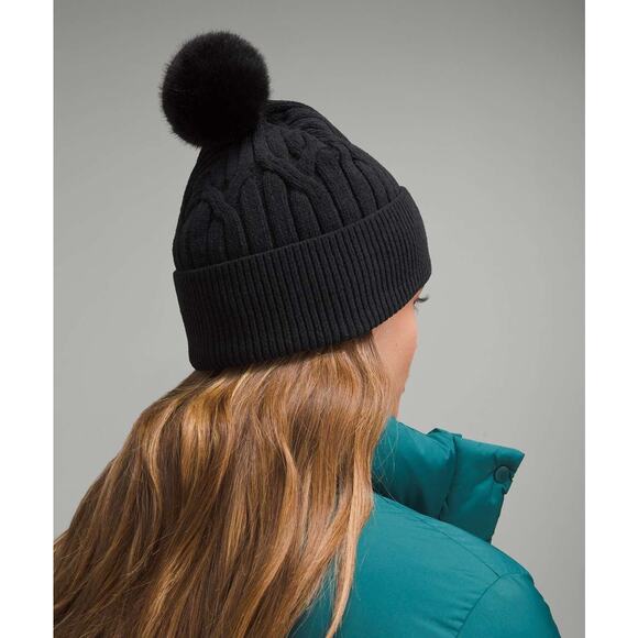 Lululemon Cable Knit Pom Beanie Black NWT | Retail $58 - Picture 7 of 7